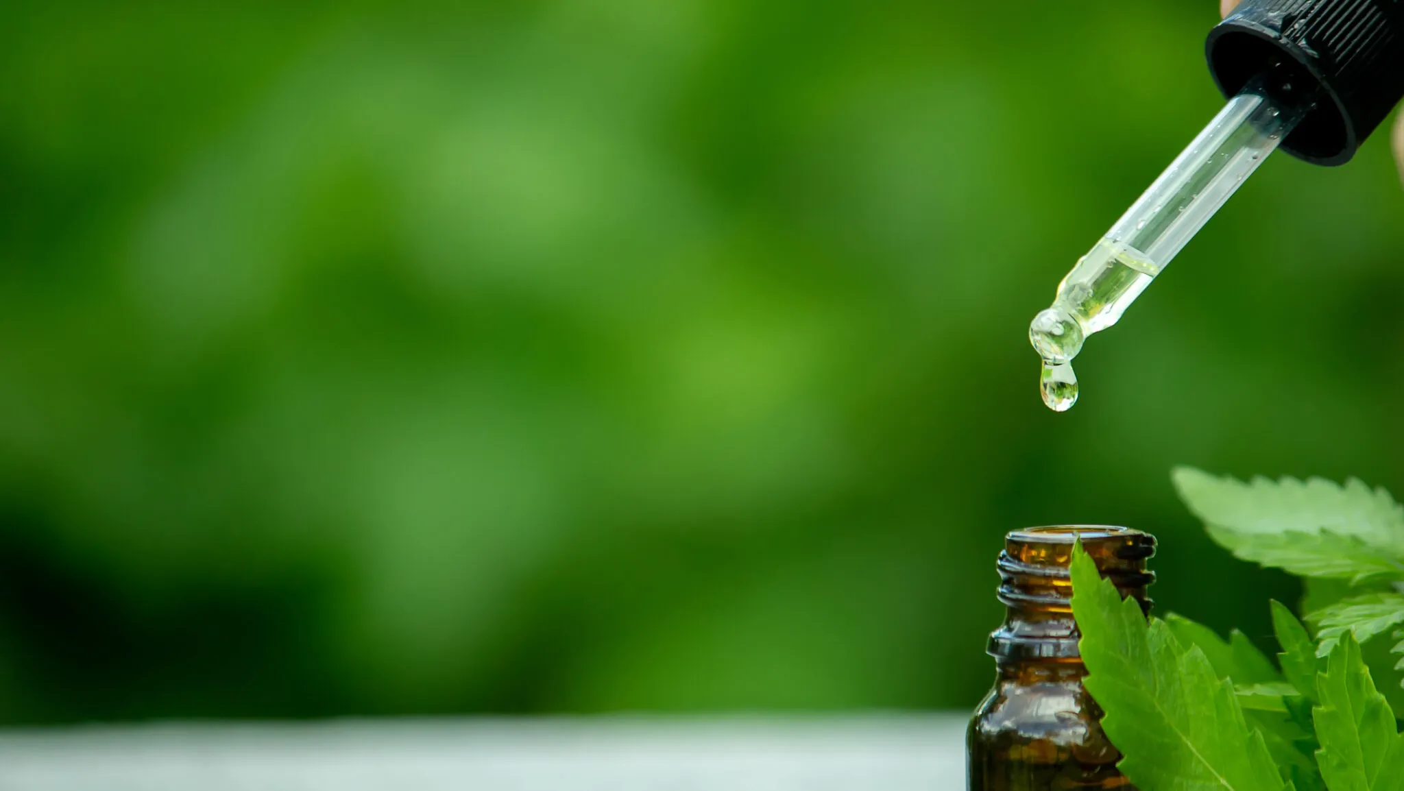 Exploring CBD's Potential for Oral Pain Relief and Inflammation